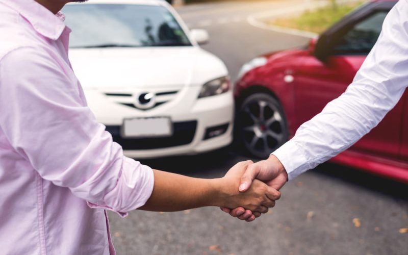 Descubre cómo rellenar un parte amistoso de accidente correctamente. Guía paso a paso, consejos útiles y ejemplo parte amistoso para evitar errores.