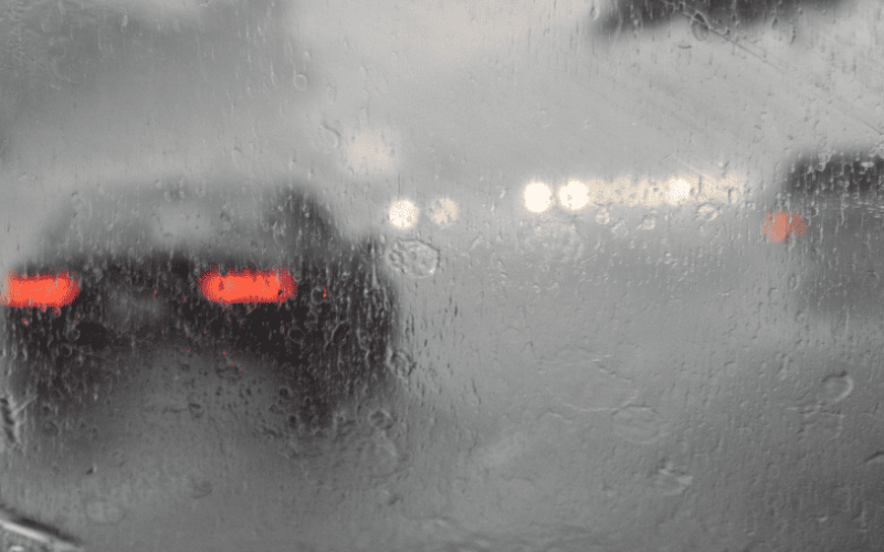 Te damos algunos consejos para conducir con lluvia.