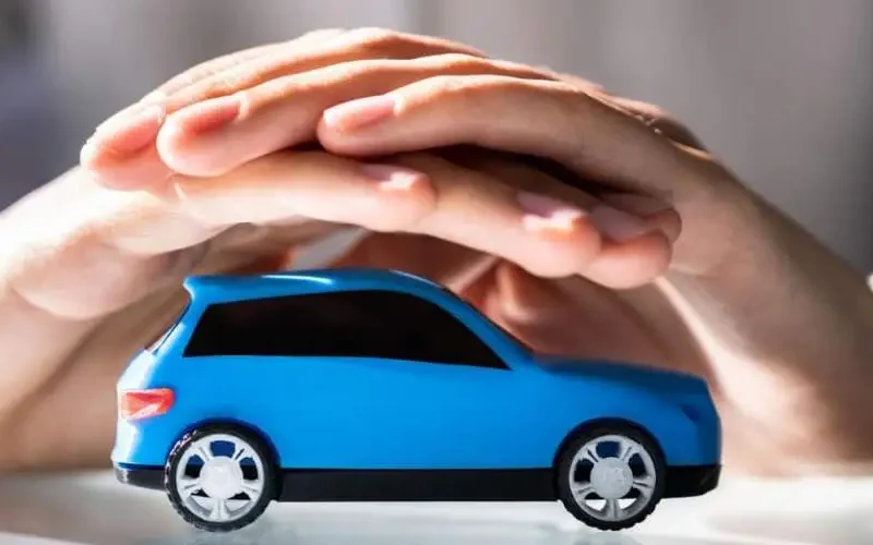Seguro de coche para menores de 25 años: Precio y comparativa